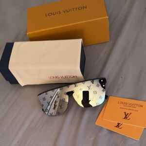 Louis Vuitton Z1082E WAIMEA Monogram Black Gray Men's and womenSunglasses